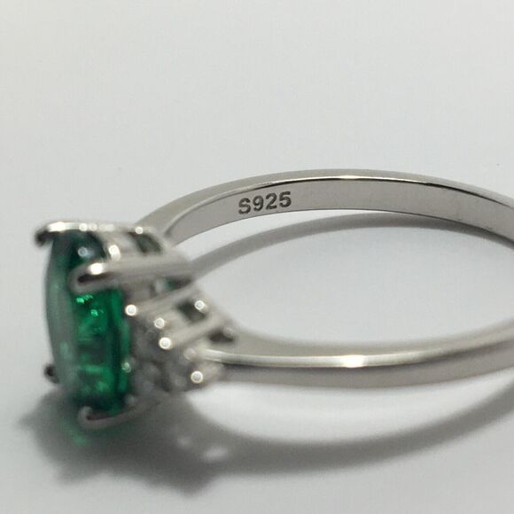 Sterling Silver Ring 925 Cubic Zirconia Size 7 Emerald Green & Clear CZ - Picture 2 of 13